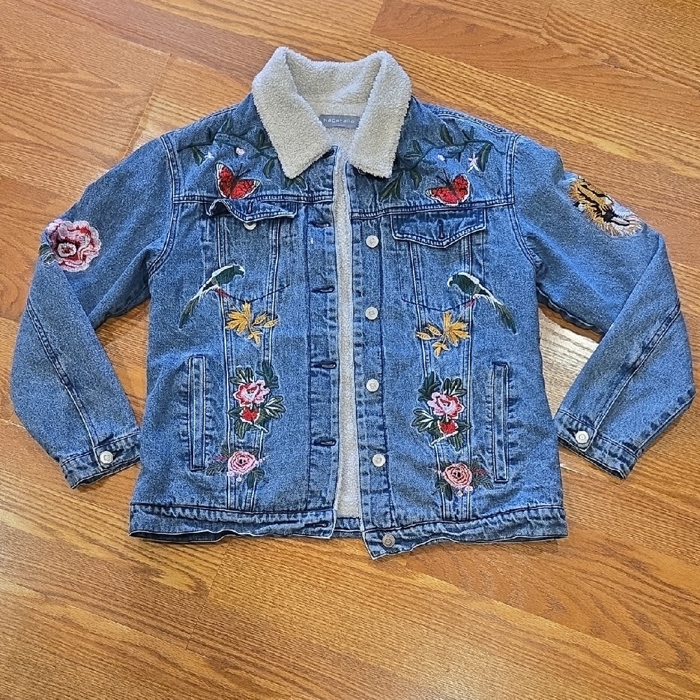 Womens Jean Jacket with embroidery